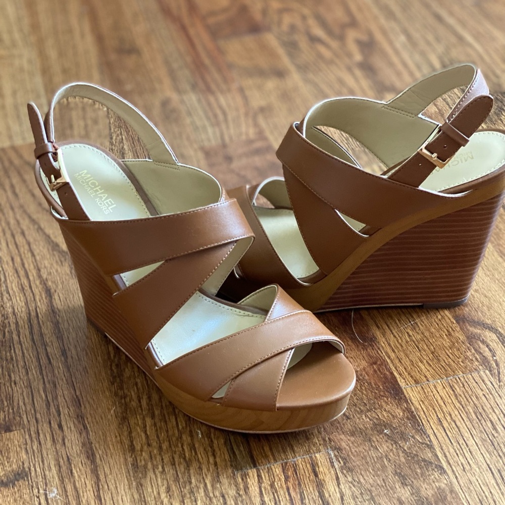 Michael Kors Wedges Sz 7.5